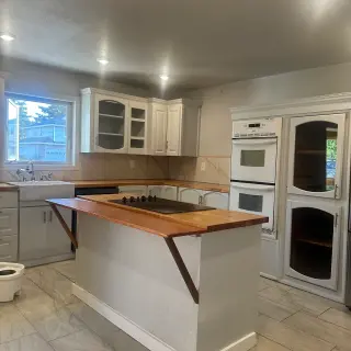 🏡 Spacious 4 Bedroom, 2 Bath Front House for Rent in Portland, OR!