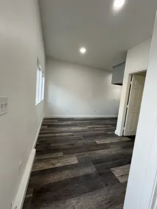 Casita 1 cuarto y un baño