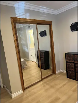 Se renta cuartos con baños privado