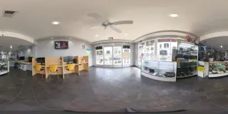Se vende Tienda de computadoras y celulares