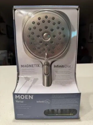 Detachable shower head