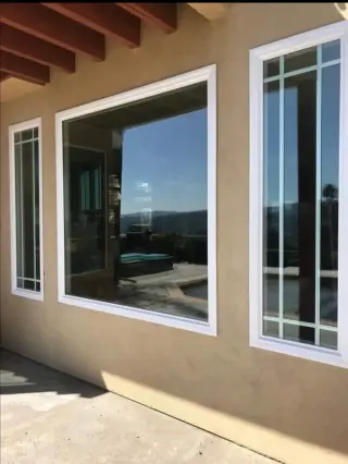 Glass doors/ Windows and Door's replacement/Ventanas y Puertas