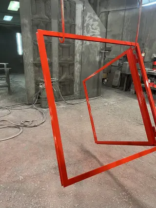 Pintura de puertas metálicas portones ventanas.