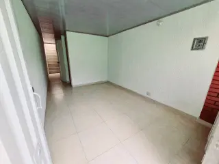 vendo casa barrio pinares al sur oriente de Bogotá