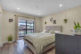 Se Renta Towhouse, totalmente renovado y listo para habitar.