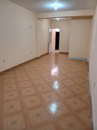 Local Comercial 69m2 Frente a Iglesia zona Comercial