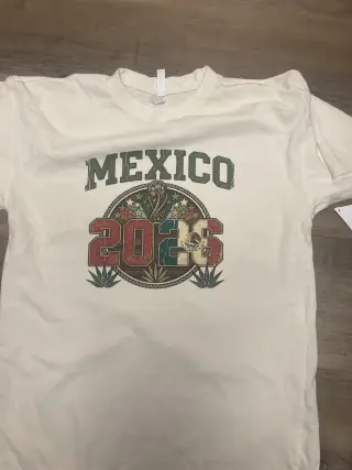 Pinto disenos en playeras