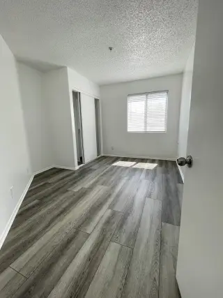 Modern 2 Bedroom Gem | Fully Renovated |