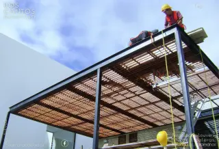 Pérgola Artesanal fabricada a medida, de Cuatro Acabados, -4akva2-