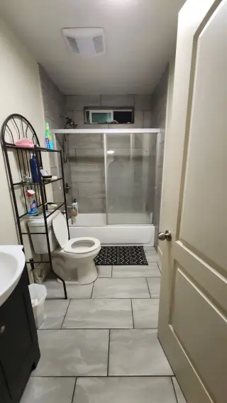 Se renta linda recamara $850