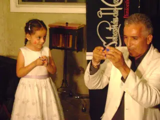 MAGIA E ILUSIONISMO