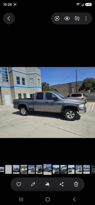 Dodge Ram 1500  clean title 4,400.00