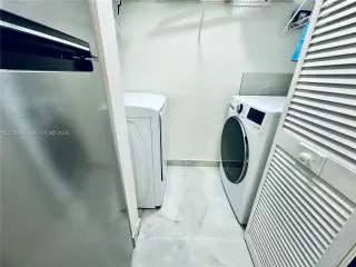 Hermoso y Moderno Apartamento para la Renta 2/2
