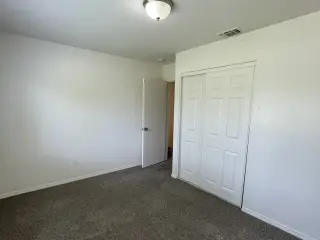 Single Family house looking for immediate move in