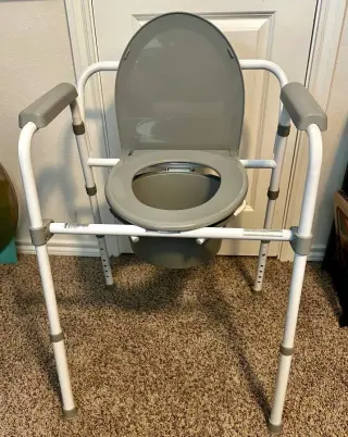 Bedside commode