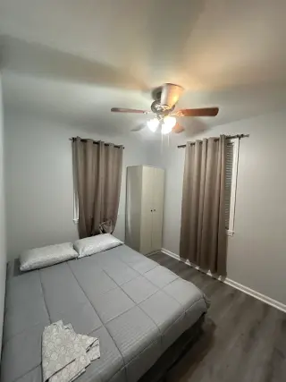 Hermosa propiedad de 3 habitaciones y 3 baños disponible para alquilar.