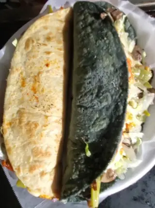 Antojitos mexicanos