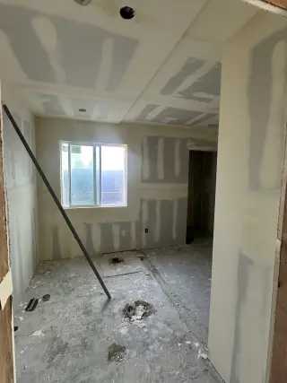 Trabajos de drywall y pintura