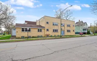 Available 2Bedroom in Chicago