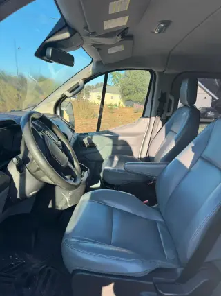 Ford Transit 350 15 pasajeros