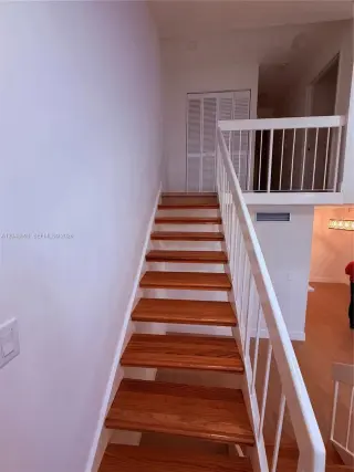 Townhouse para la Renta  3/2