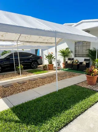Home for sale (3 plex)