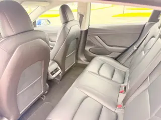 Tesla Model 3 2021 - Sedán Eléctrico en Excelente Estado