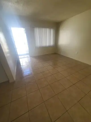 Se Renta Apartamento de 1 Recaamra llame al 6269234054