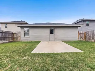 🏡 Beautiful 3-Bedroom Home for Rent!