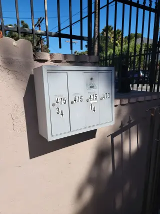 4 Units for sale  Los Angeles  $985000