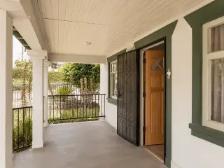 PROPERTY FOR RENT