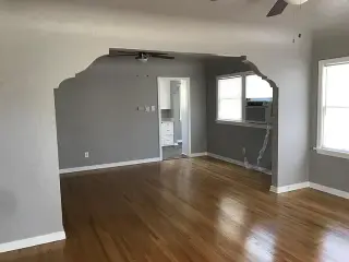 3bd/1bath home in Uptown Whittier.