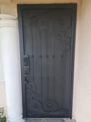Valla Decorativa Moderna en Venta