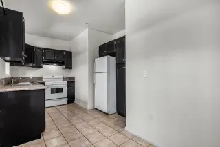 Apartamento de 4 recámaras y 2 baños en renta!