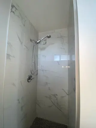 $2500 Inglewood – Apt de 2 Bdrm