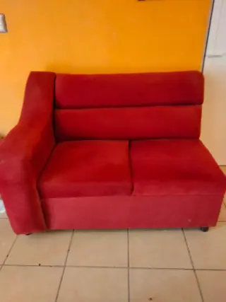 Juego de sala de 3 piezas .