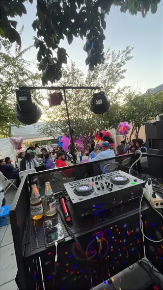 Servicios de DJ Profesional para Eventos