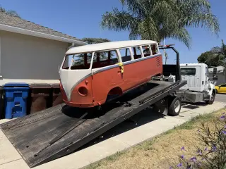 Tow trucks car
