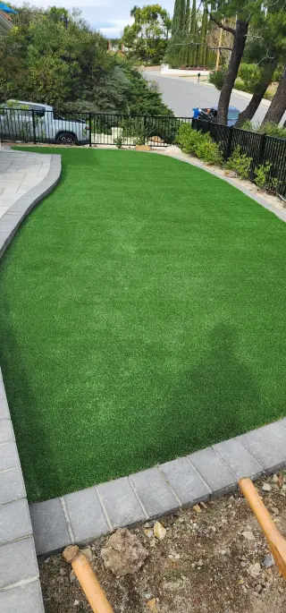 Instalación de Césped Artificial para Su Jardín