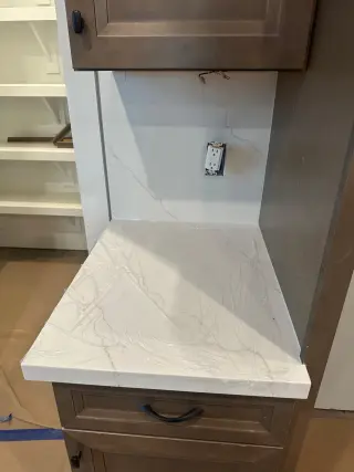 Fabricación e instalación de granito