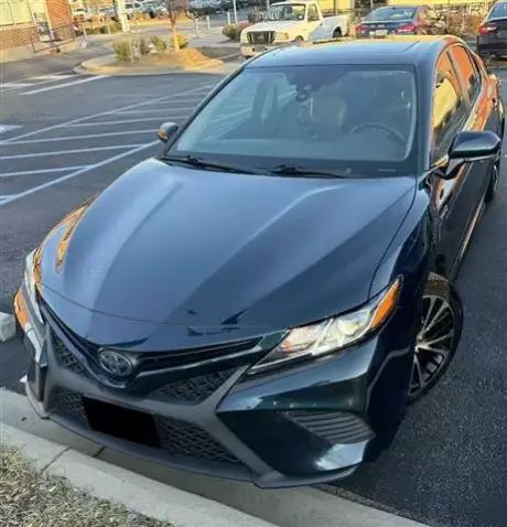 2019 Toyota Camry Hybrid SE