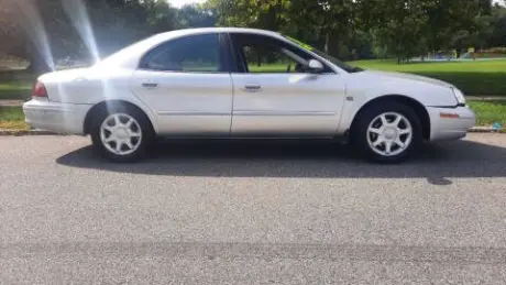 Mercury Sable 2005