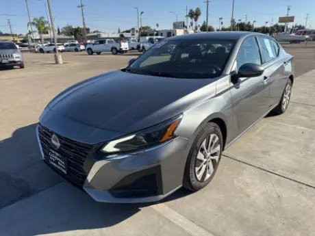 Nissan Altima del 2023