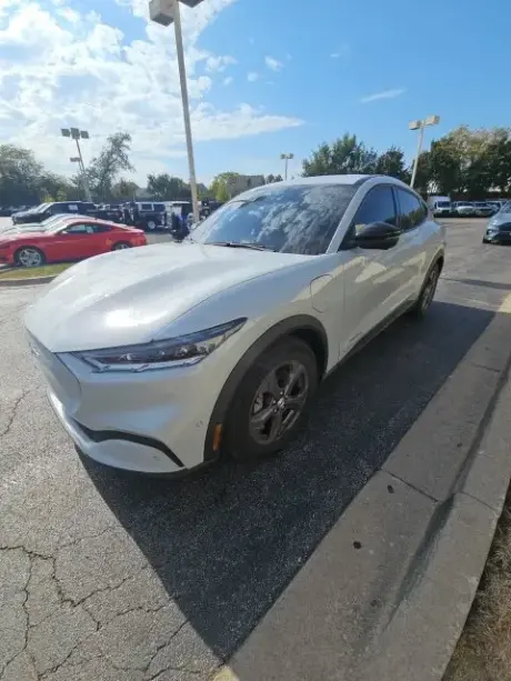 Ford Mustang Mach-E 2023 AWD Select 4p SUV