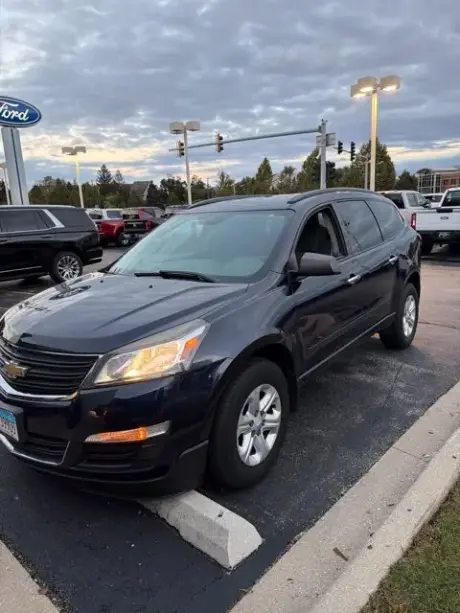 Chevrolet Traverse 2015 LS SUV de 4 puertas