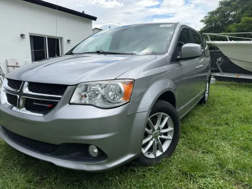 🚘 Dodge Grand Caravan 2020/ Título limpio 🧾