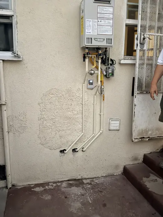 Instalación de Calentador de Agua Sin Tanque