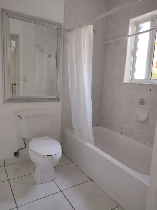 DORAL FL MASTER ROOM 1 -2 personas adultas