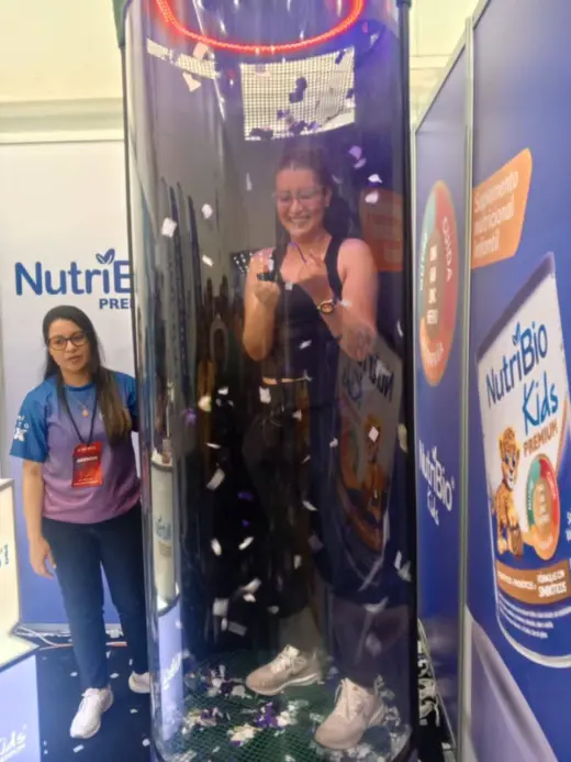 ALQUILER CABINA DE AIRE, EQUIPO PARA SORTEOS QUITO  ECUADOR PARA EVENTOS
