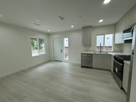 South Gate, CA charming 1-bedroom, 1-bath